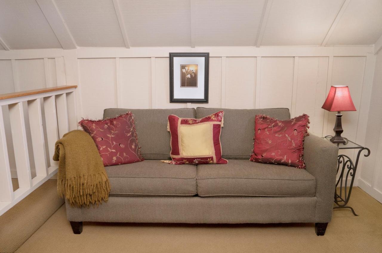 Lara House Bed And Breakfast Bend Bagian luar foto